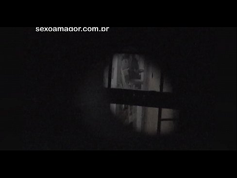 ❤️ Блонді таємно знімає на відео сусідський вуайерист, прихований за порожнистими цеглами ️❌ Красиве порно на порно uk.befuck-net.ru ☑