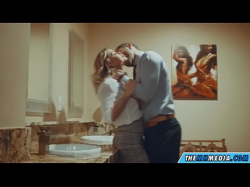 ❤️ Коли грудаста блондинка спокушає вас у громадському туалеті ️❌ Красиве порно на порно uk.befuck-net.ru ☑